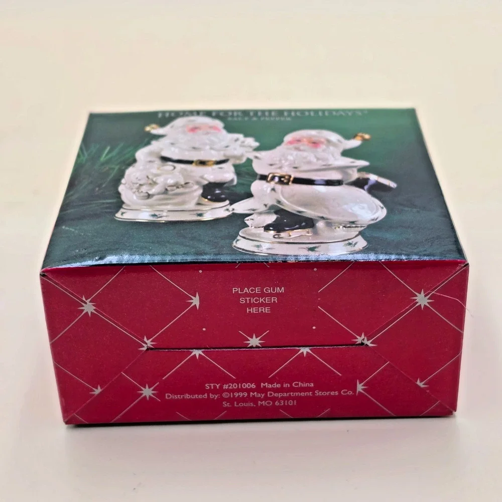Holly Holiday Santa Ceramic Salt & Pepper Shakers Gold Trim Home Vintage 1999